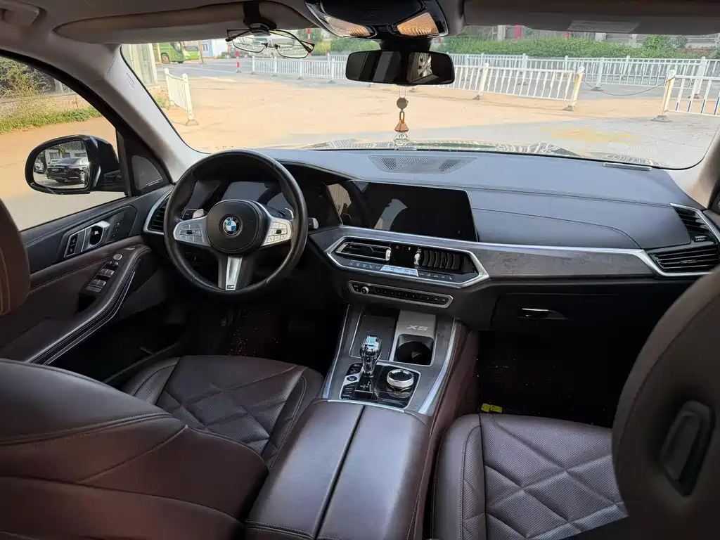 BMW X5 2022