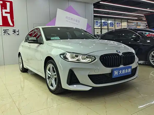 BMW 1 Series 2022