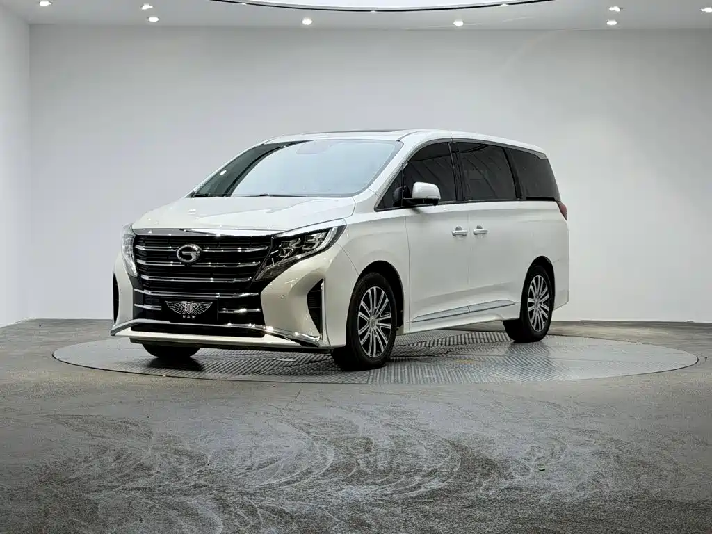 GAC Trumpchi M8 2022 — фото 1