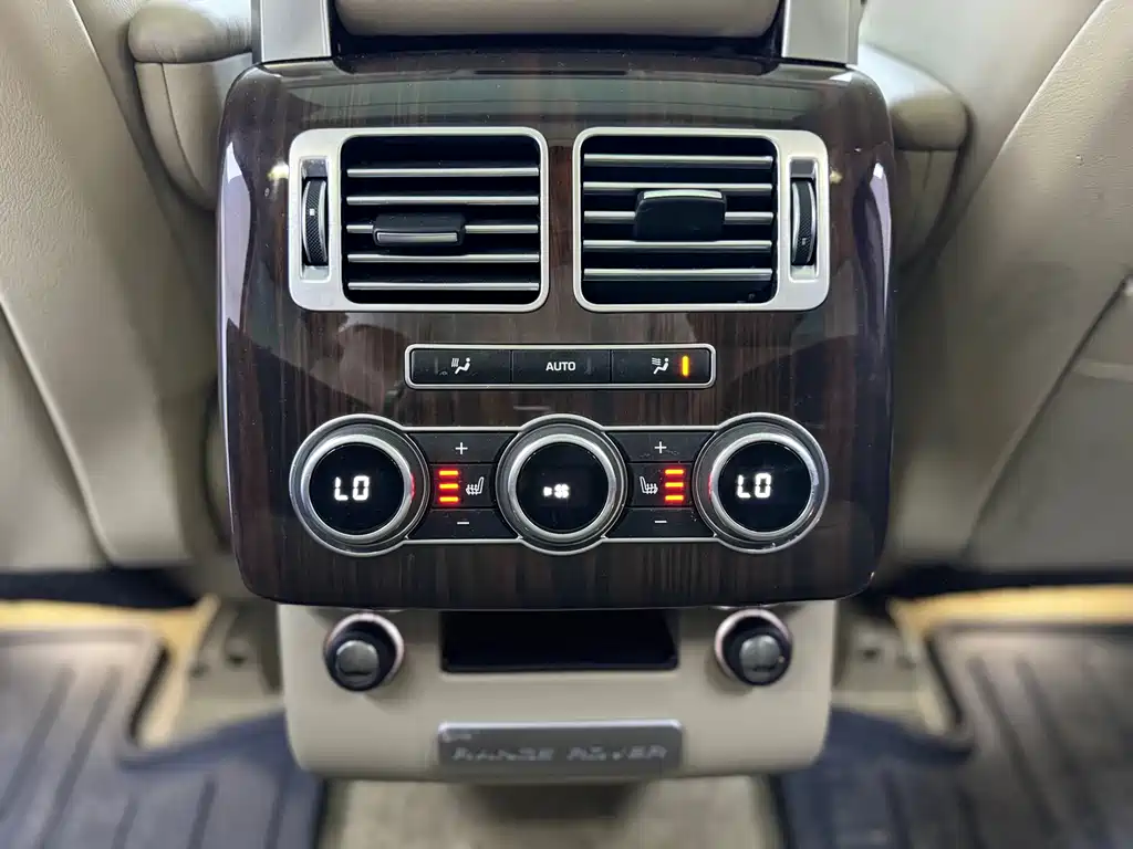 Land Rover Range Rover 2015 — фото 11