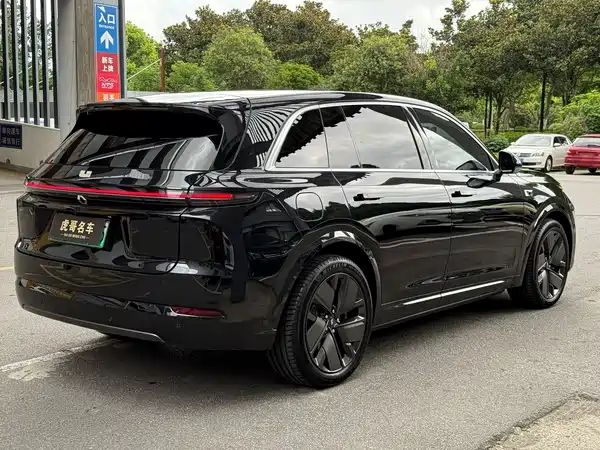 Li Auto L7 2025