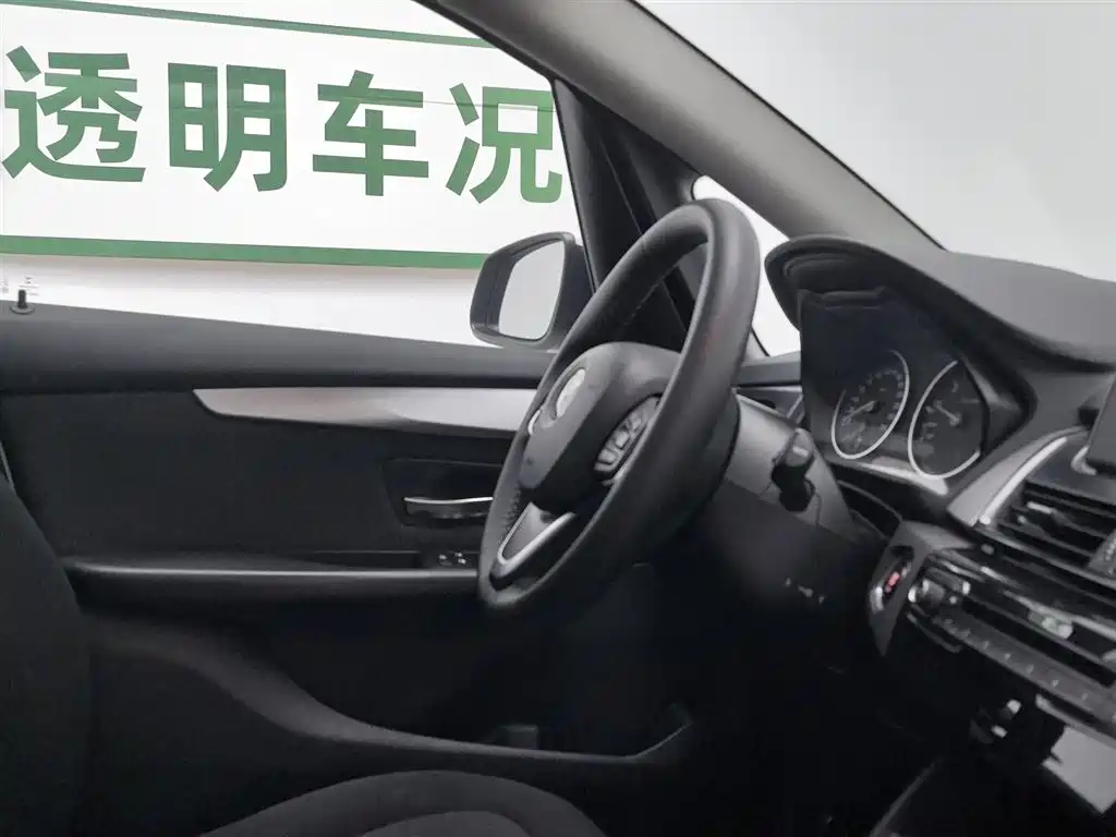 BMW 2 Series Active Tourer 2015 — фото 22