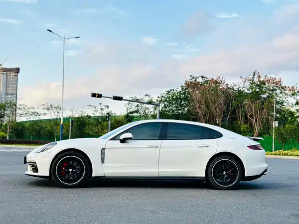 Porsche Panamera 2017