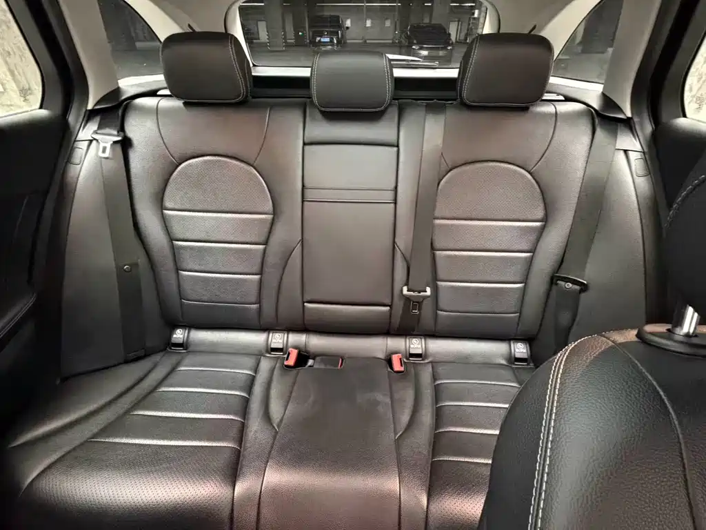 Mercedes-Benz C-Class 2020 — фото 17