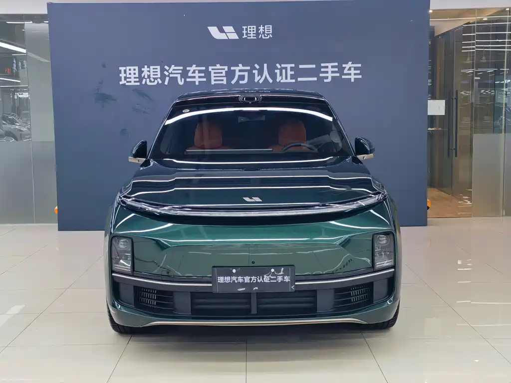 Li Auto Li L9 2025