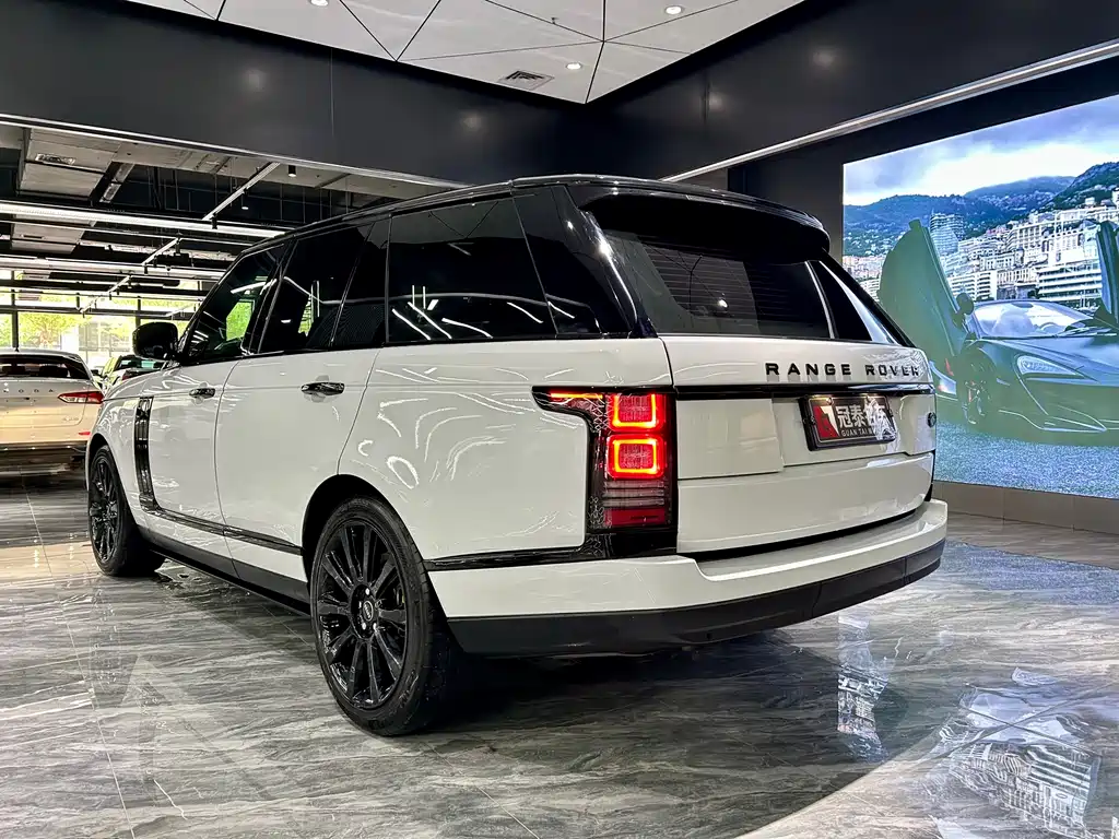 Land Rover Range Rover 2018 — фото 7