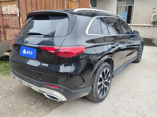 Mercedes-Benz GLC 2023