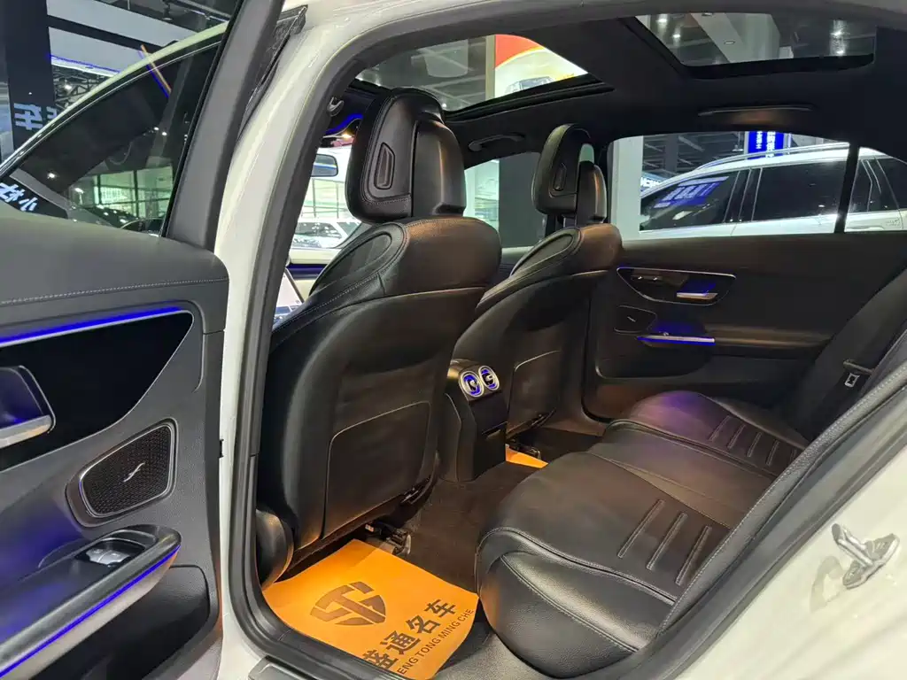 Mercedes-Benz C-Class 2022 — фото 12