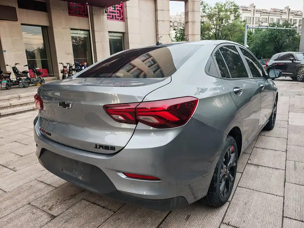 Chevrolet Cavalier 2019 — фото 11