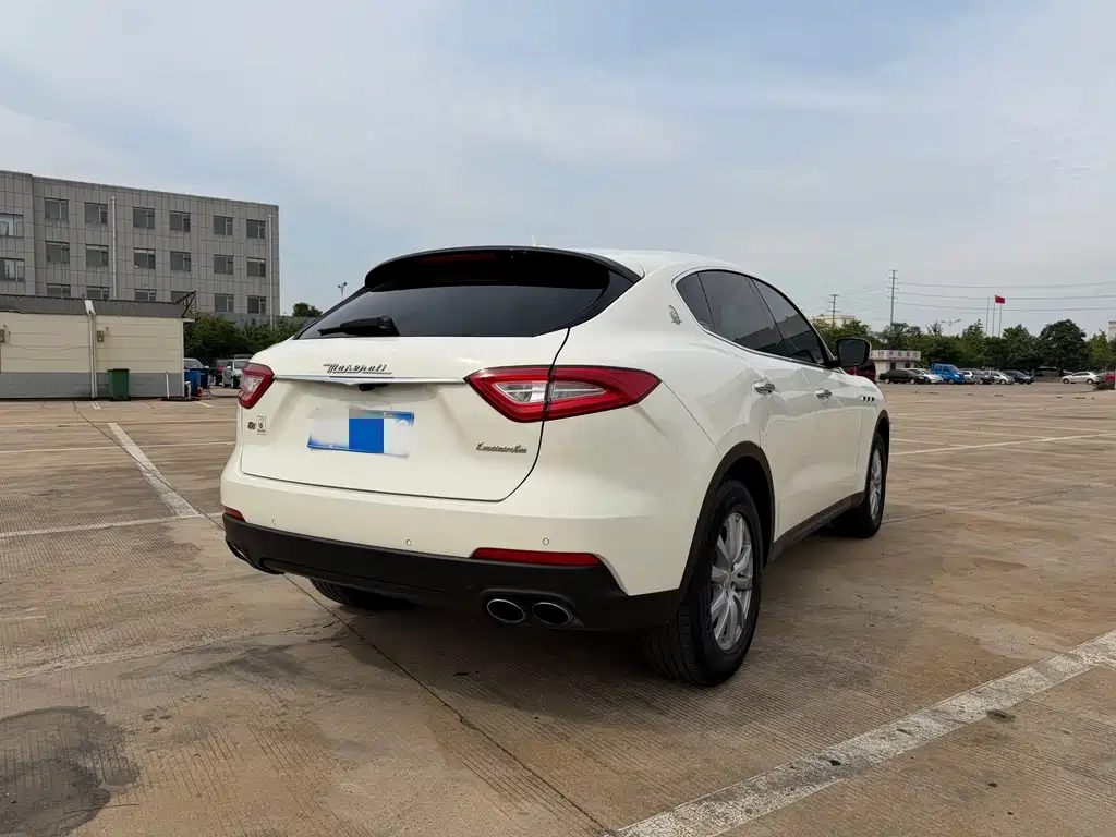Maserati Levante 2018 — фото 4