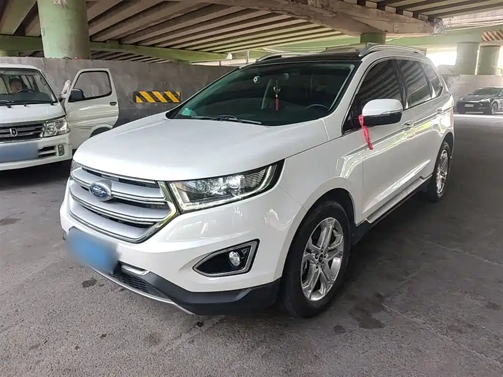Ford Edge 2016 — фото 1