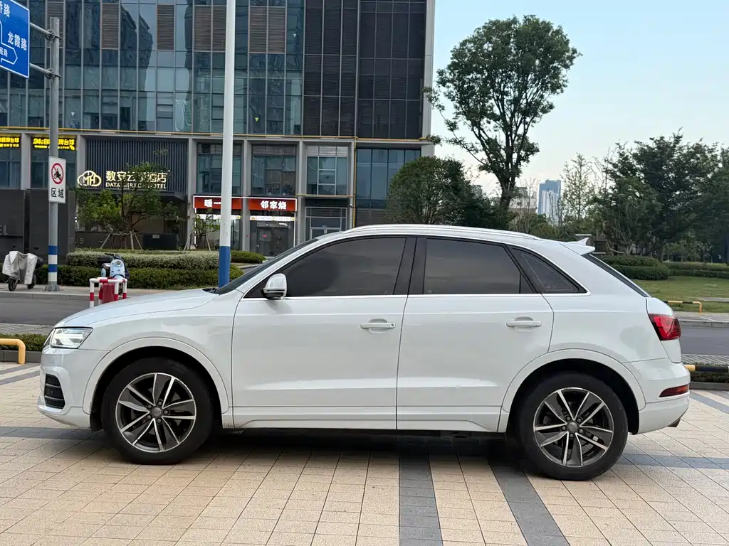 Audi Q3 2017