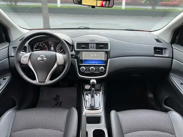 Nissan Tiida 2020