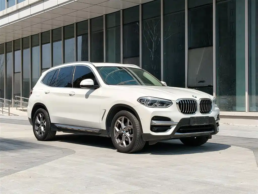BMW X3 2021