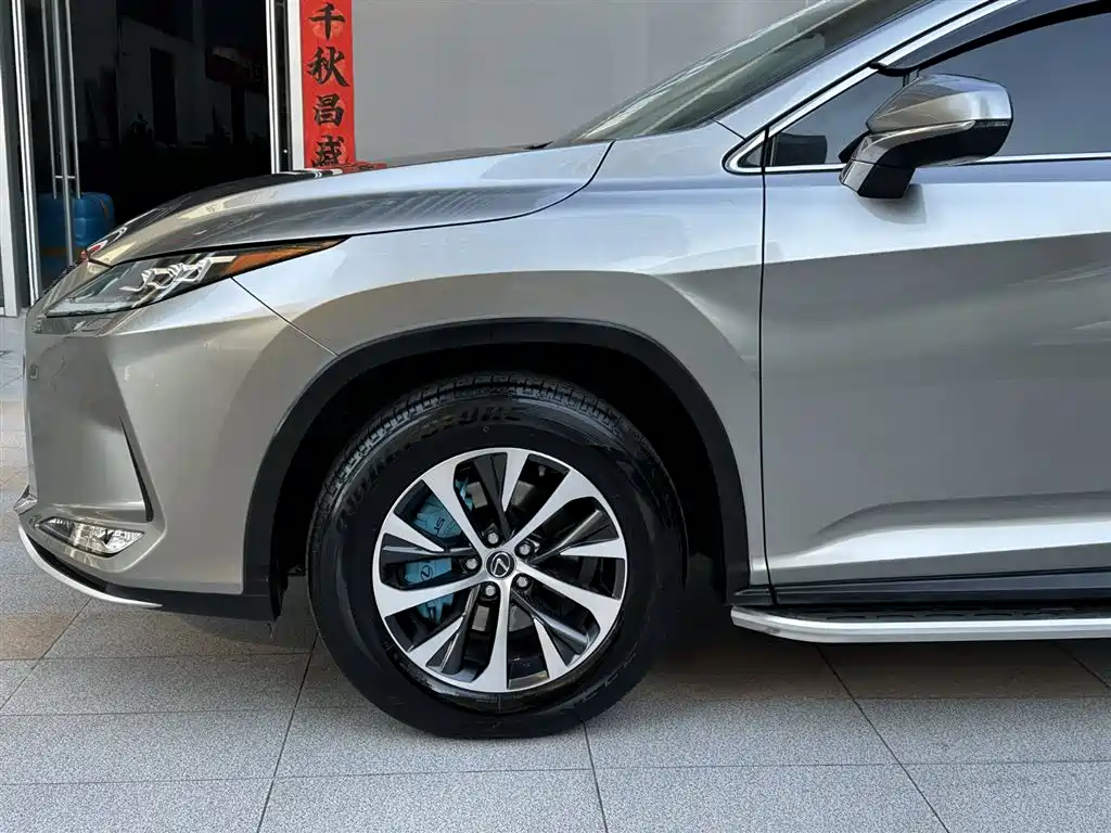 Lexus RX 2022 — фото 21