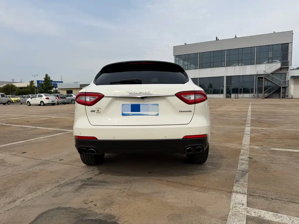 Maserati Levante 2018 — фото 5