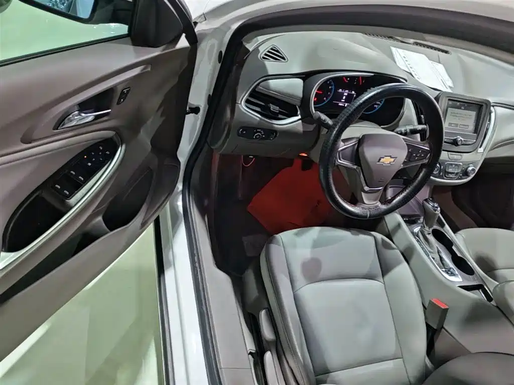 Chevrolet Malibu XL 2018 — фото 16
