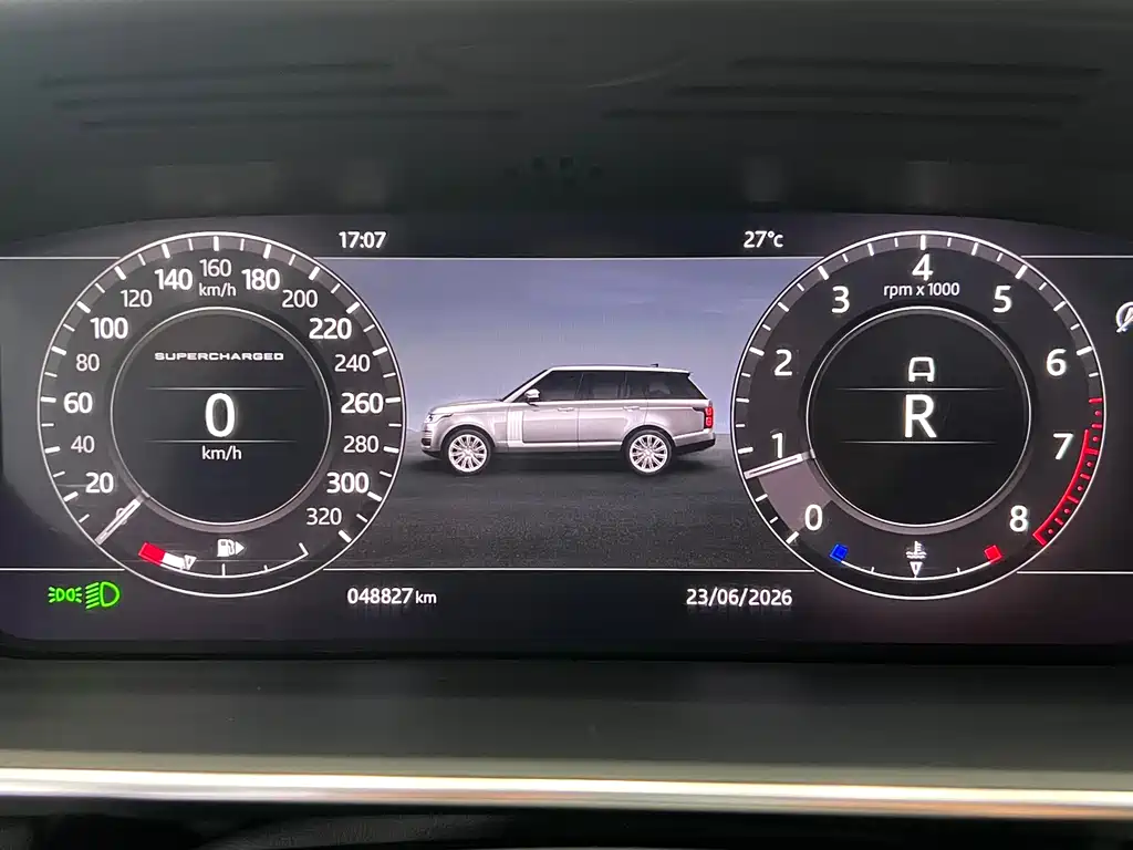 Land Rover Range Rover 2022 — фото 10
