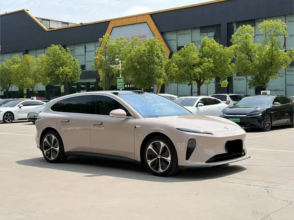 NIO ET5T 2023