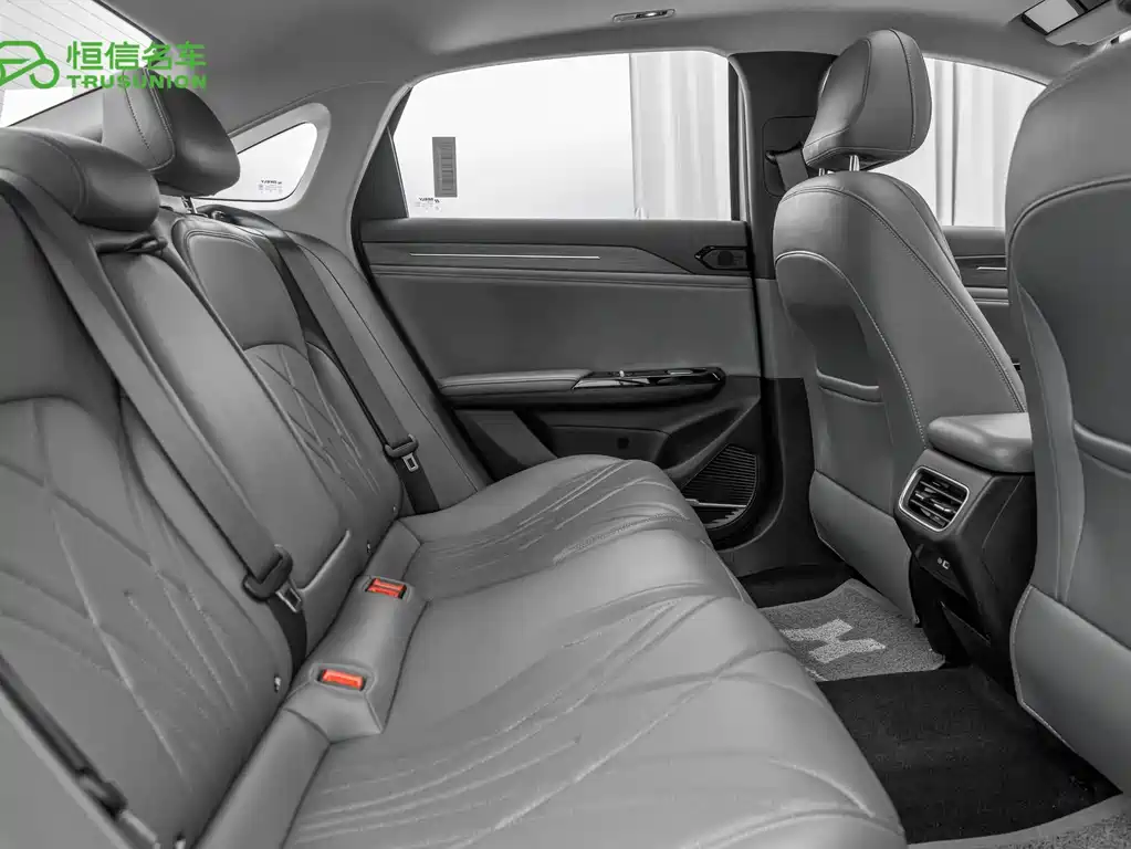 Geely Galaxy L6 2025 — фото 16