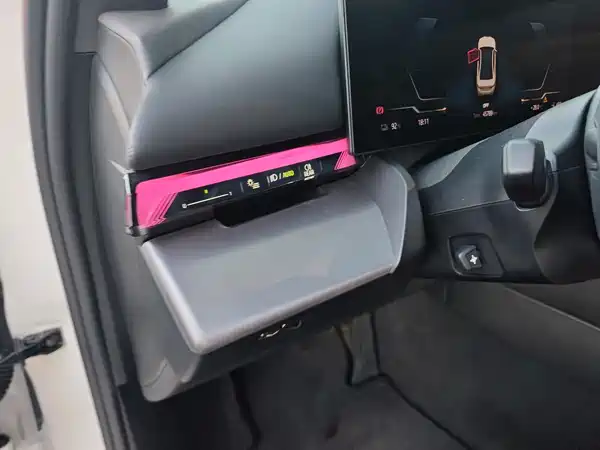 BMW i5 2024