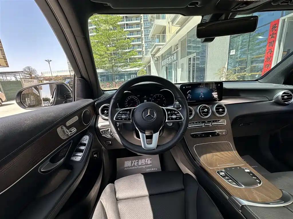 Mercedes-Benz GLC 2023 — фото 16