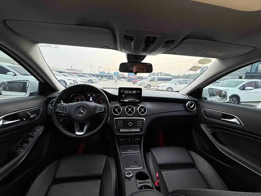 Mercedes-Benz GLA 2018 — фото 6