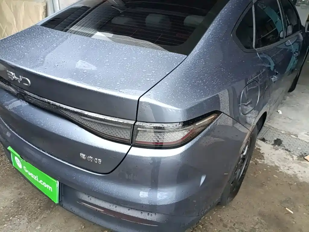 BYD Seal 05 DM-i 2025 — фото 8