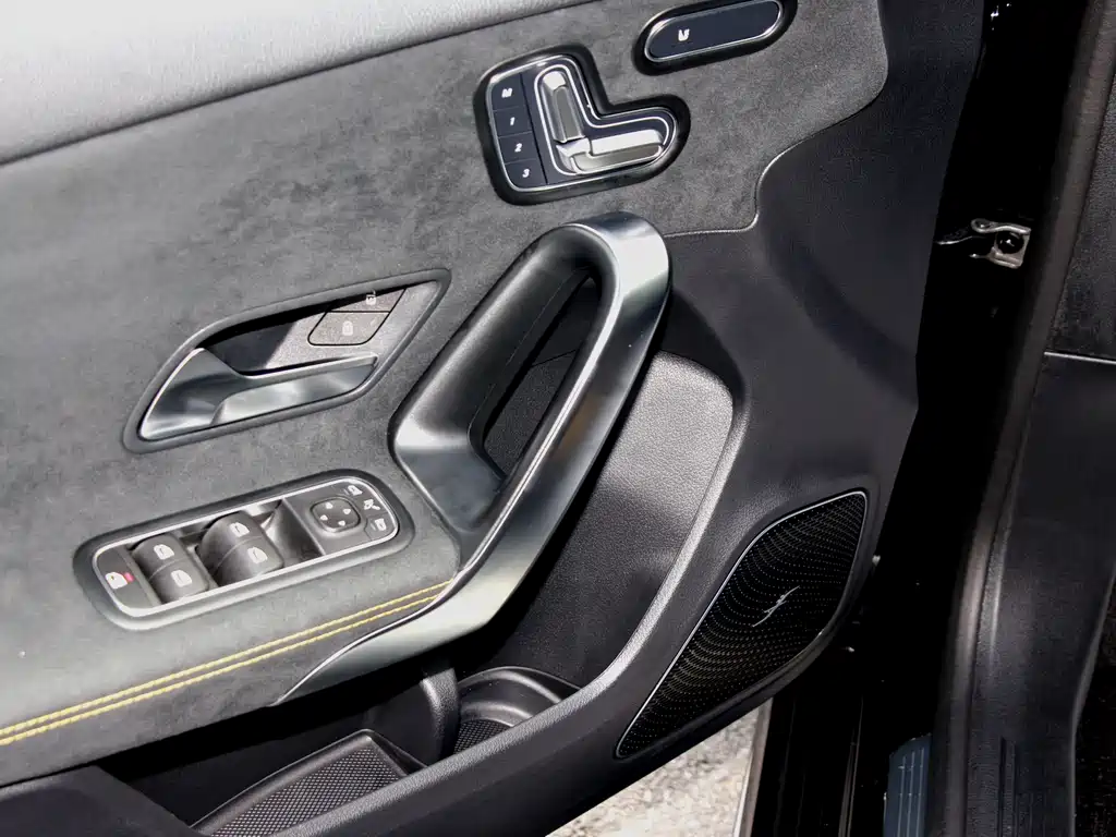 Mercedes-Benz A-Class AMG 2024 — фото 12
