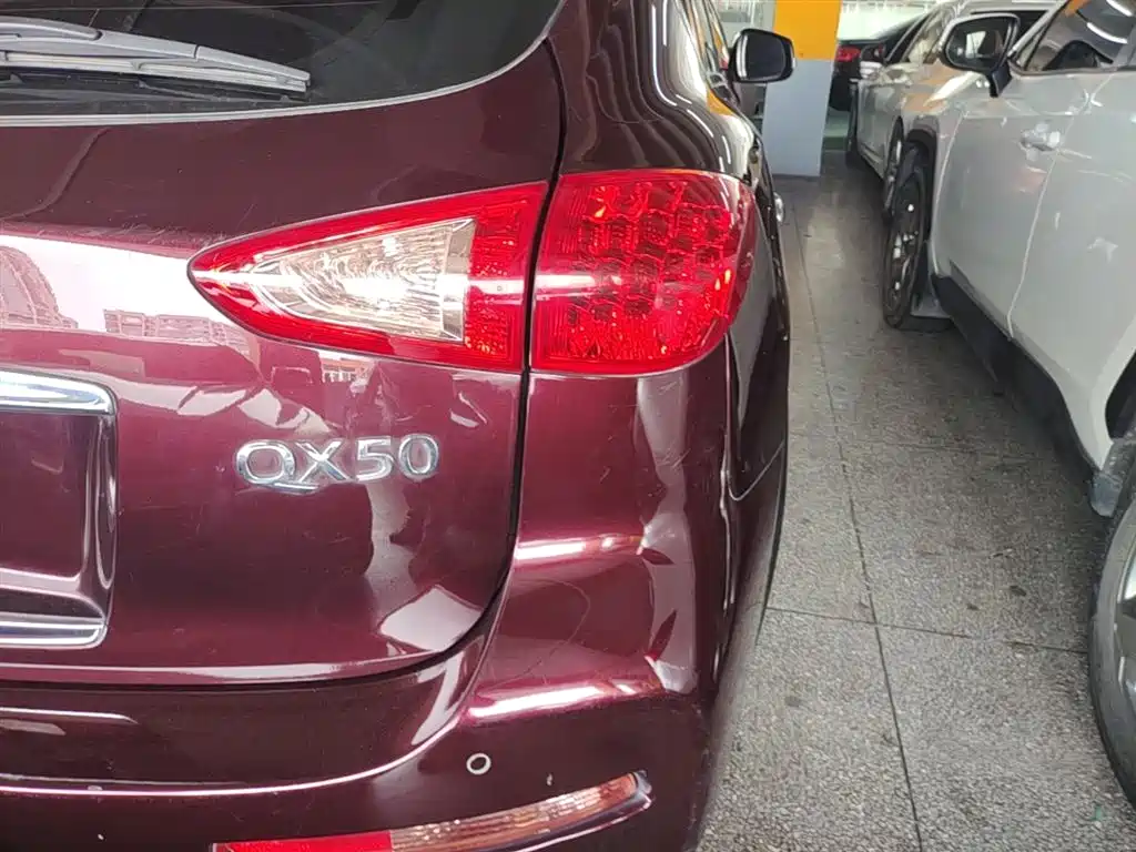 Infiniti QX50 2015 — фото 8
