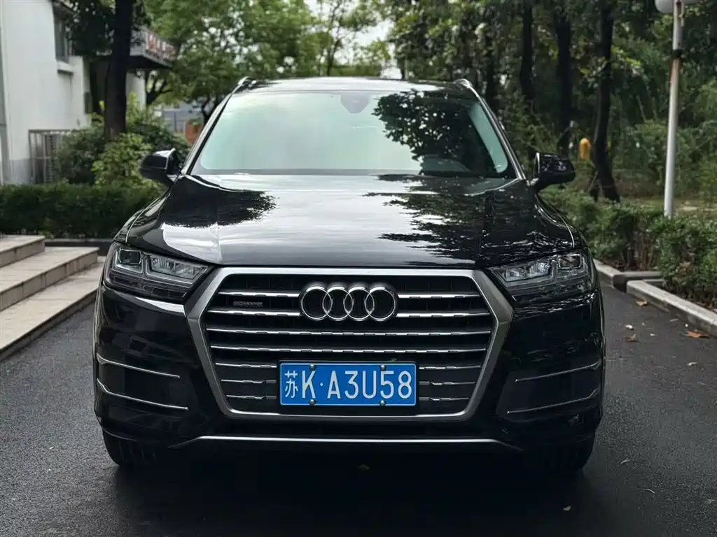 Audi Q7 2018 — фото 2