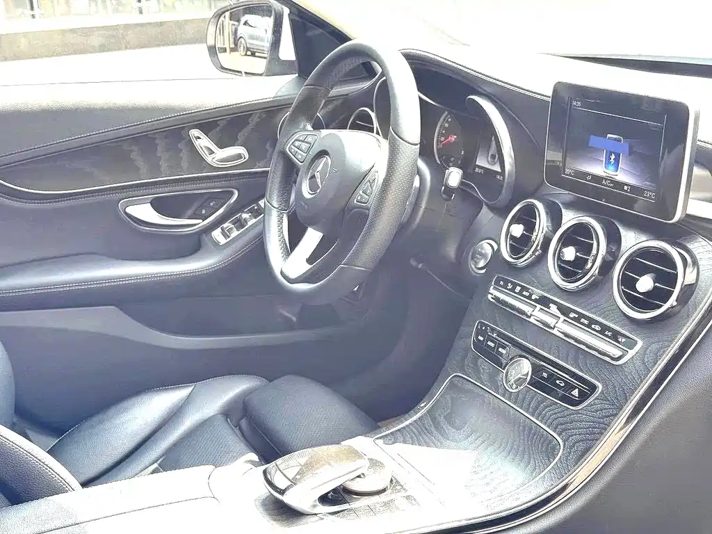 Mercedes-Benz C-Class 2018 — фото 4