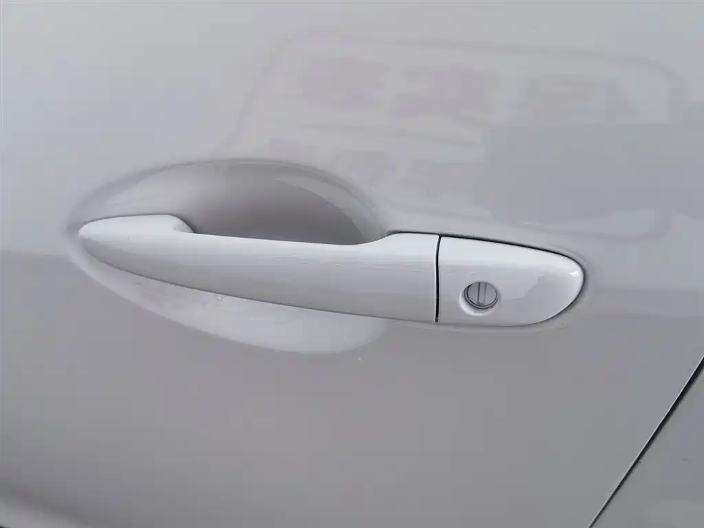 Mazda 2 2015 — фото 18