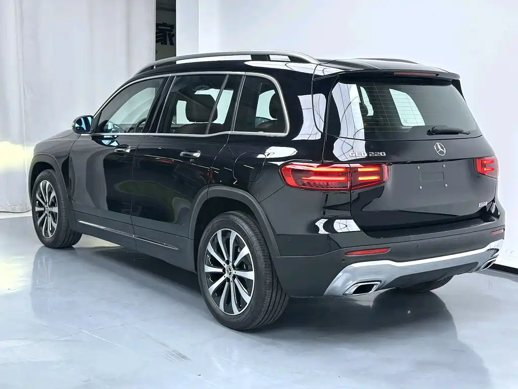 Mercedes-Benz GLB 2024 — фото 12