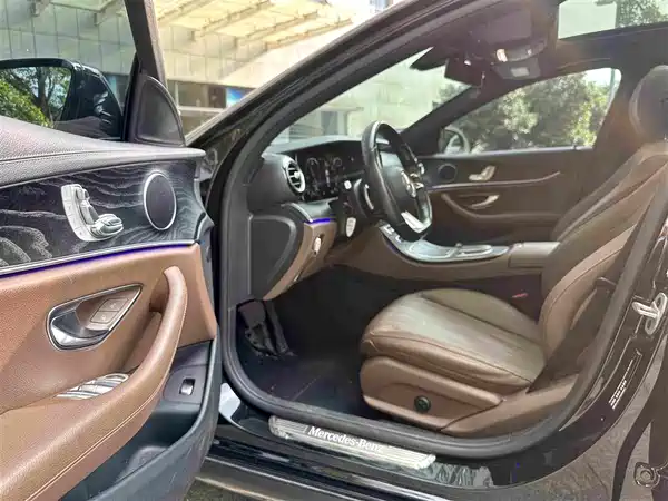 Mercedes-Benz E-Class 2021