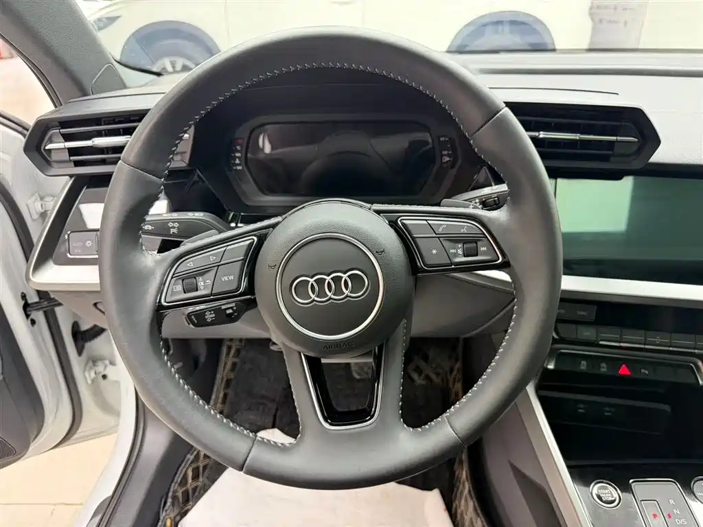 Audi A3 2022 — фото 13