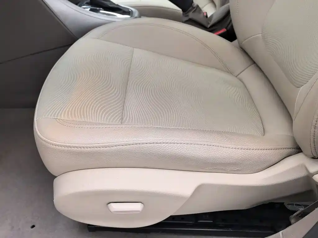 Buick Excelle GT 2014 — фото 20