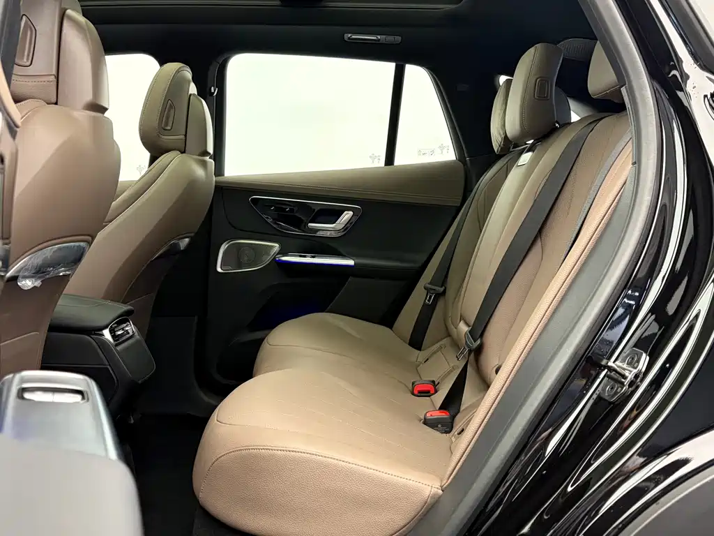 Mercedes-Benz EQE SUV 2025 — фото 14