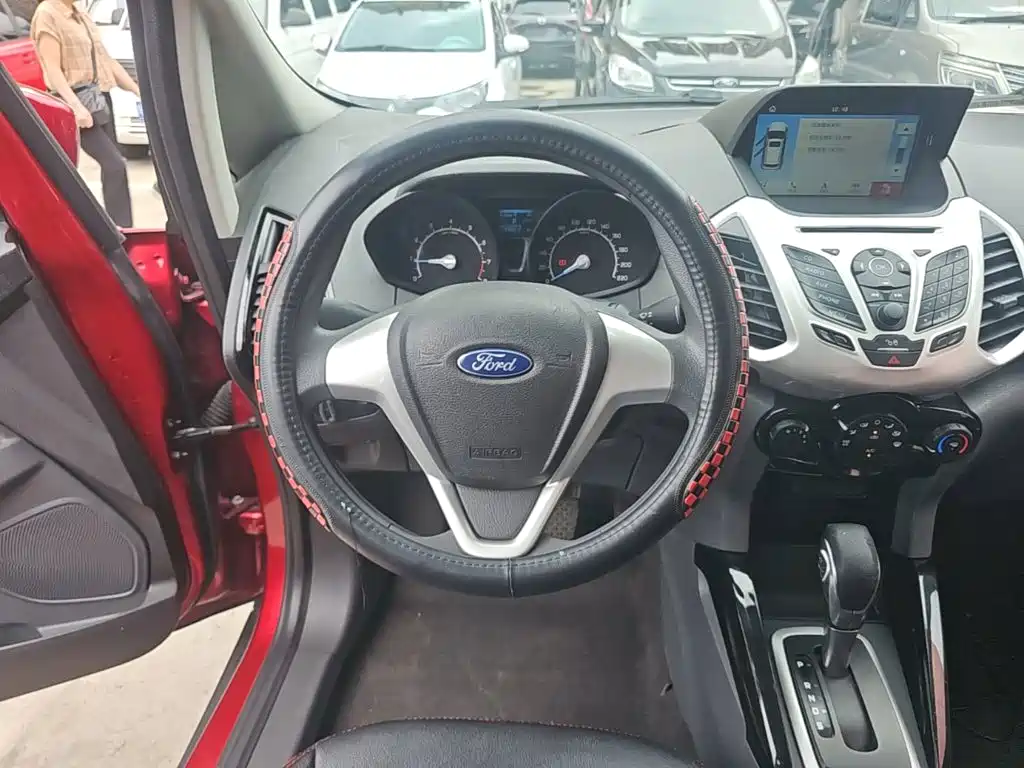 Ford Ecosport 2017 — фото 11