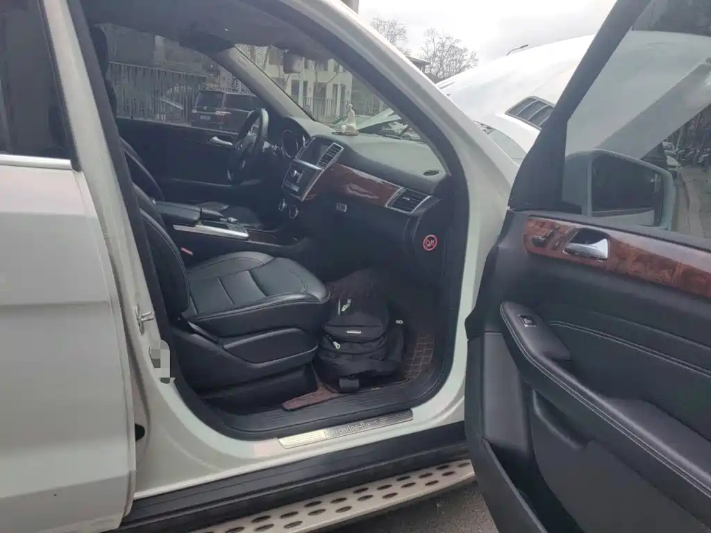 Mercedes-Benz M-Class 2015 — фото 19