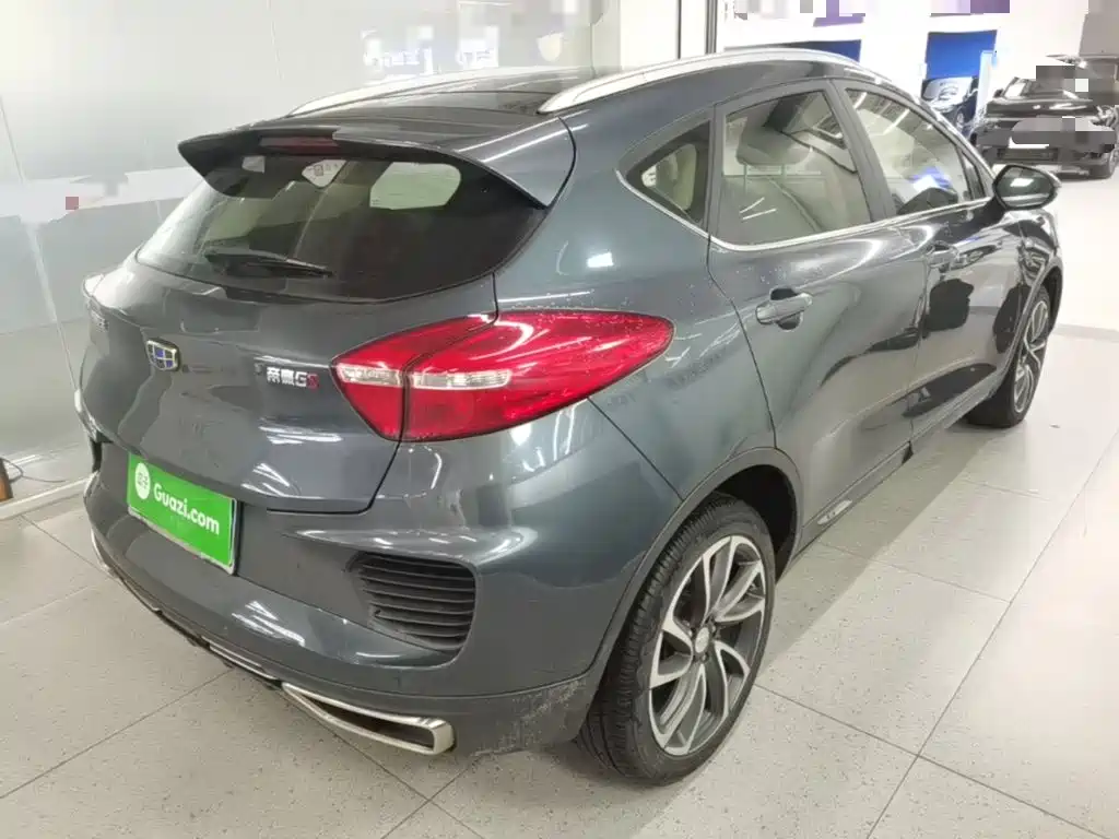Geely Emgrand GS 2018