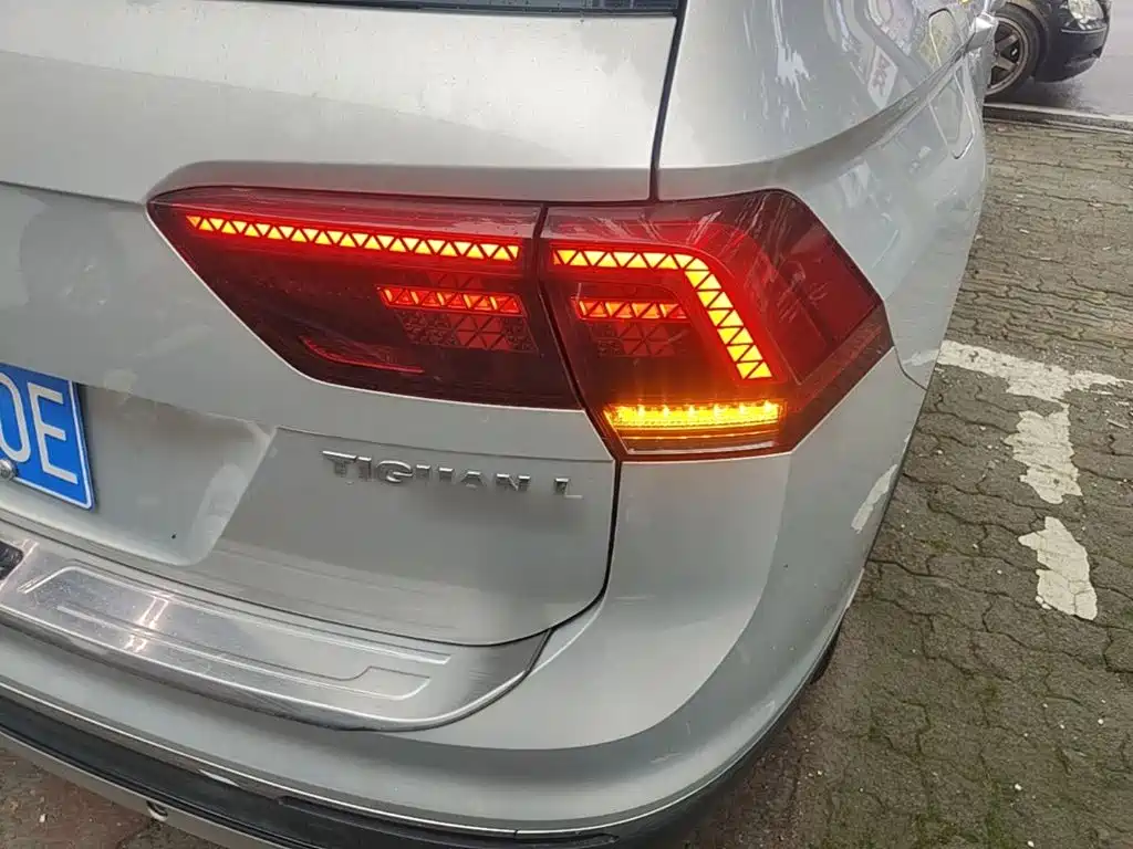 Volkswagen Tiguan L 2017 — фото 8