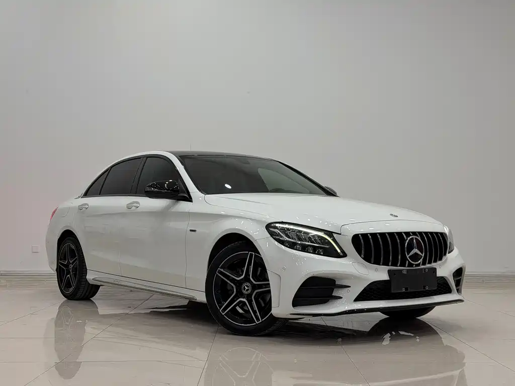 Mercedes-Benz C-Class 2022 — фото 1