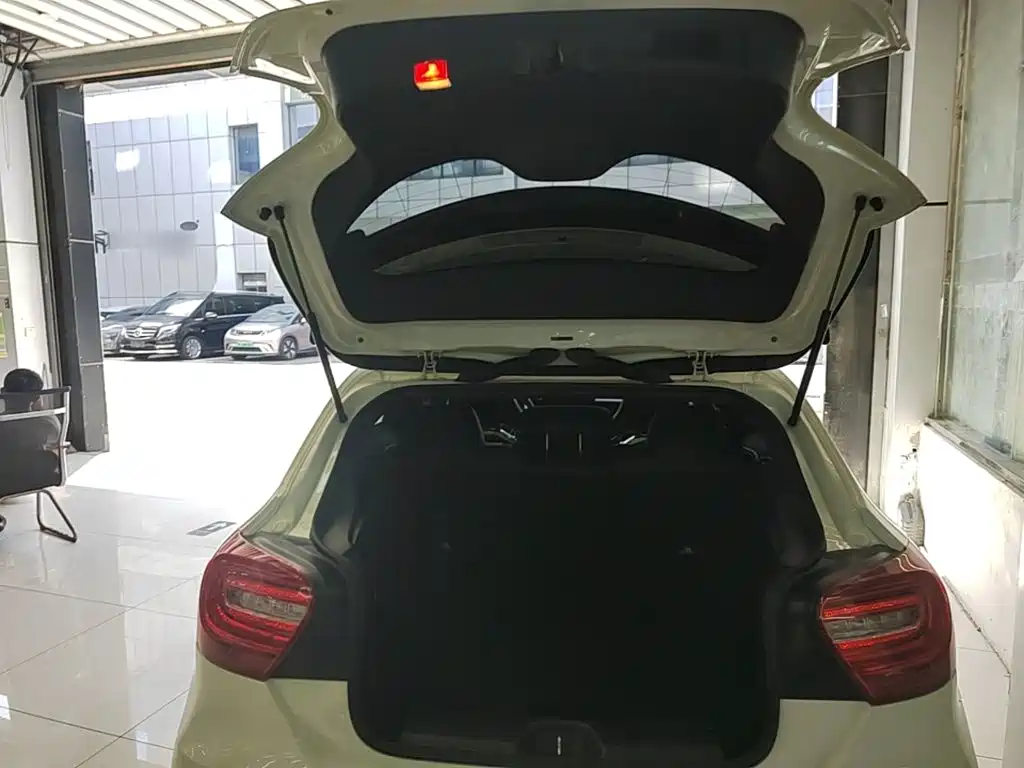 Mercedes-Benz A-Class AMG 2015 — фото 19