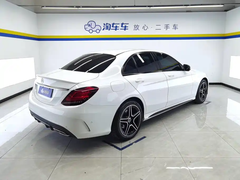 Mercedes-Benz C-Class 2021