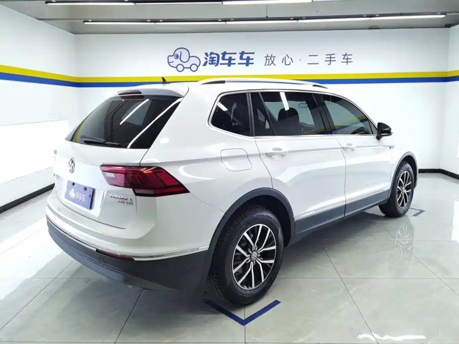 Volkswagen Tiguan L 2017