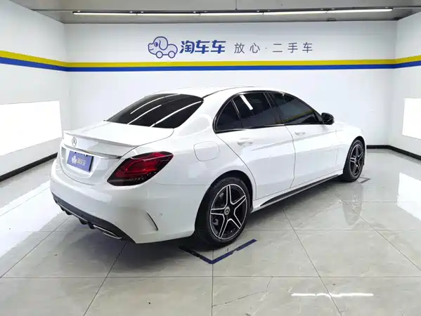 Mercedes-Benz C-Class 2021