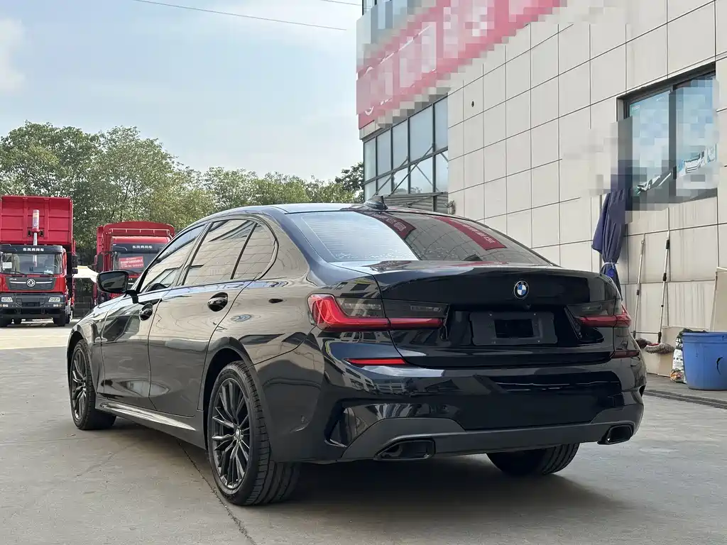BMW 3 Series 2021
