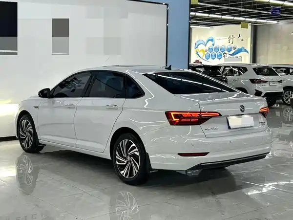 Volkswagen Sagitar 2024