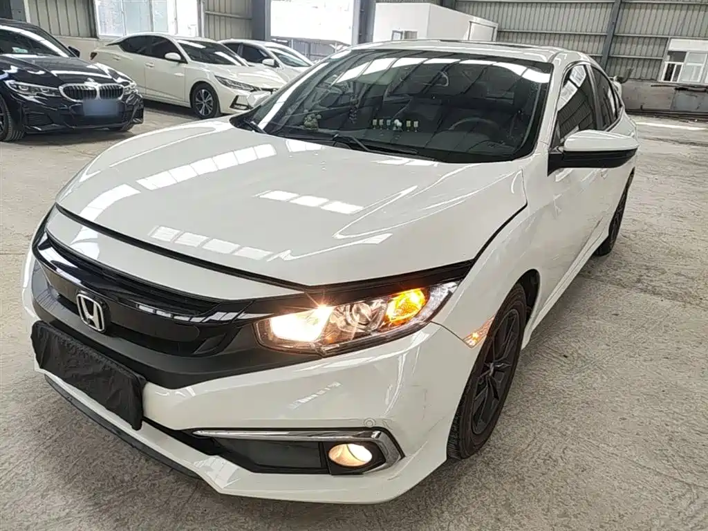 Honda Civic 2020 — фото 1